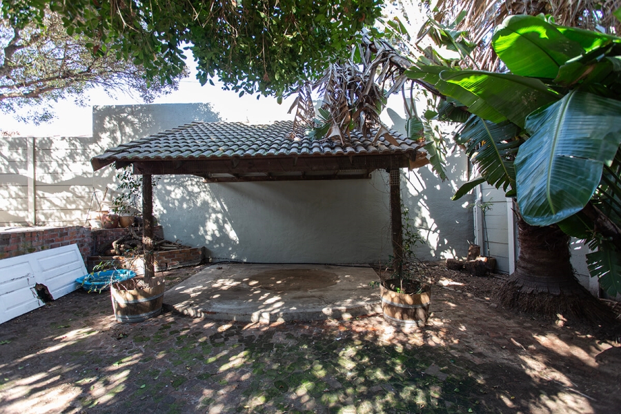 3 Bedroom Property for Sale in Oakdale Western Cape